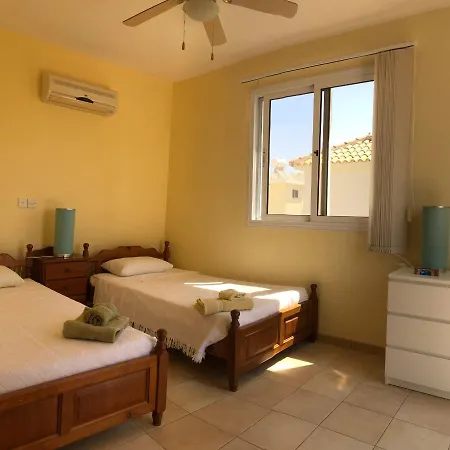 Villa Lola Ayia Napa