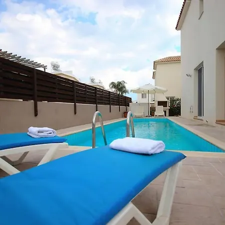 Lola Villa Ayia Napa